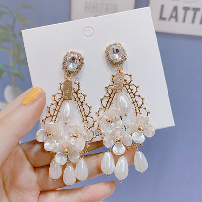 Drop shaped earrings made of 925 silver needle with retro baroque crystal beads