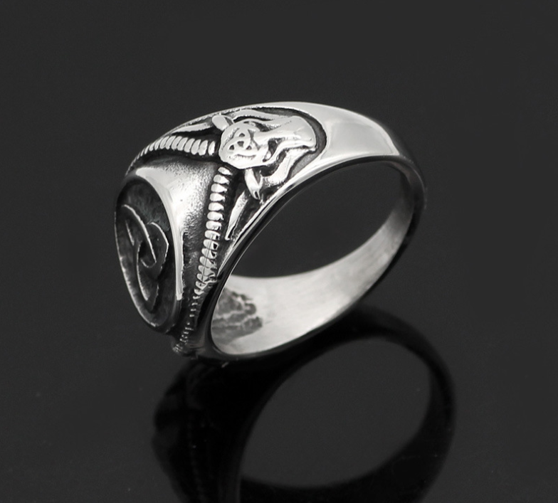 Dominanter Vintage-Ring-Männerschmuck