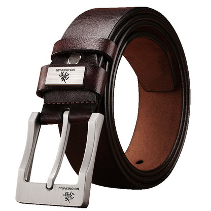 Adjustable belt with automatic buckle