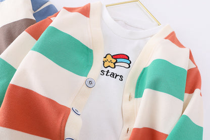 Jungen und Mädchen dreiteilige Baby-Baumwoll-Regenbogen-gestreifte Strickjacke Jeans Kinder