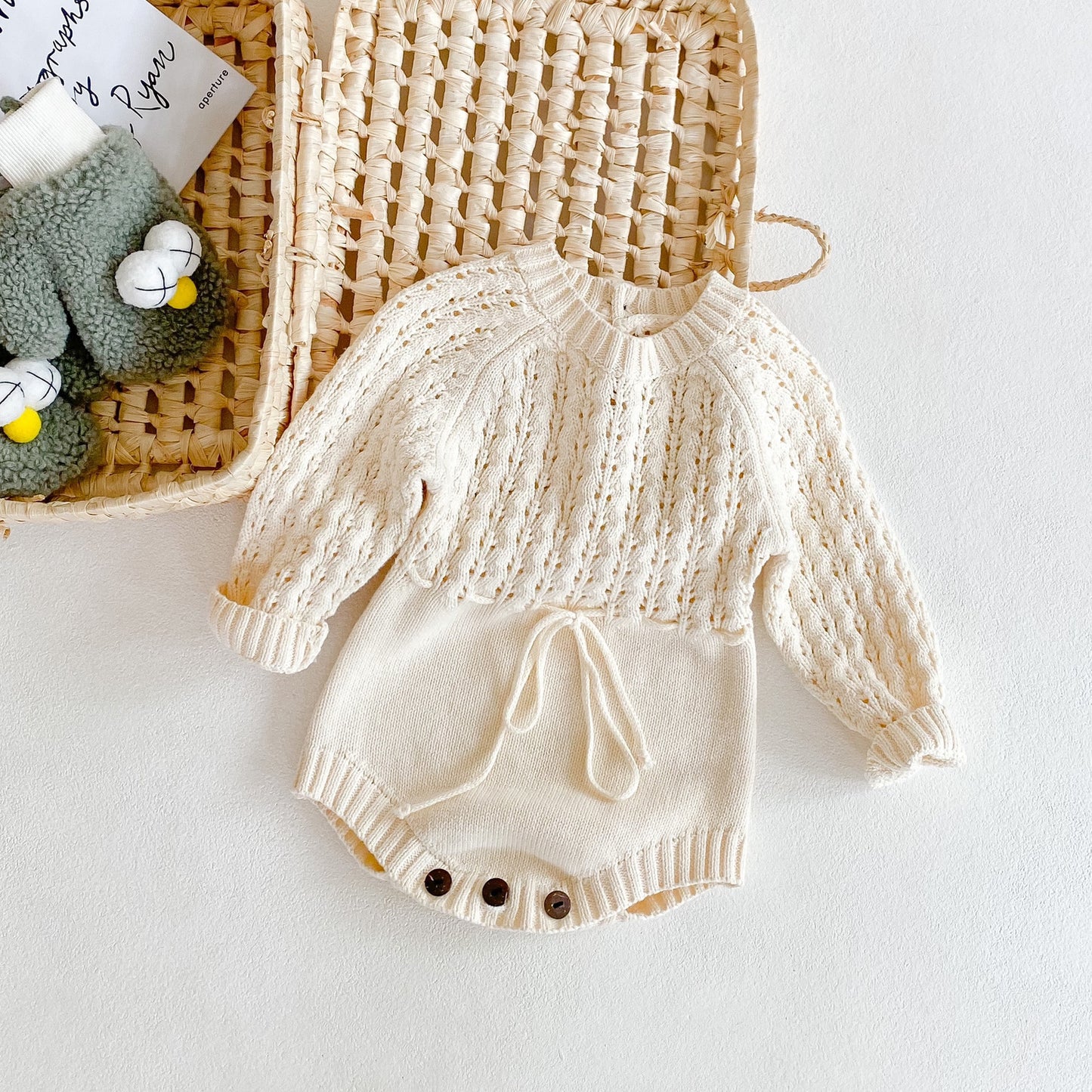 Mädchen Baby gestrickt Hohl Taille Gürtel lange Ärmel Harpyie Kleid Dreieck