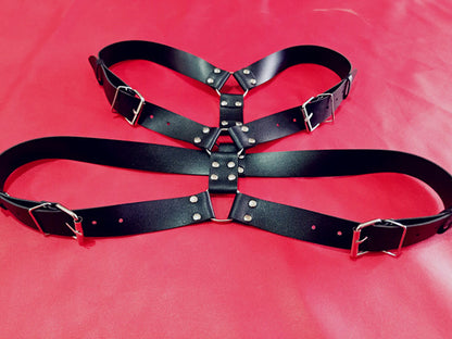 A wide belt and chest strap