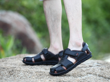 neue sommer leder sandalen männer Atmungsaktive freizeit männlichen nicht-slip sandalen Baotou männer sandalen