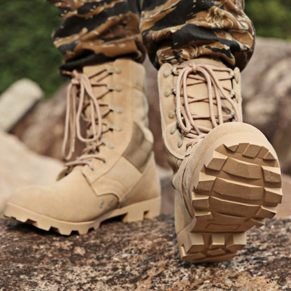 Mountaineering boots Military boots Safety raining boots