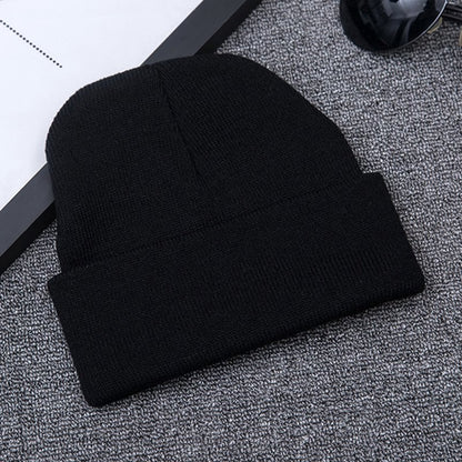 Warm knitted hats for autumn and winter. Mood for Years embroidery men and women fashion wild hats