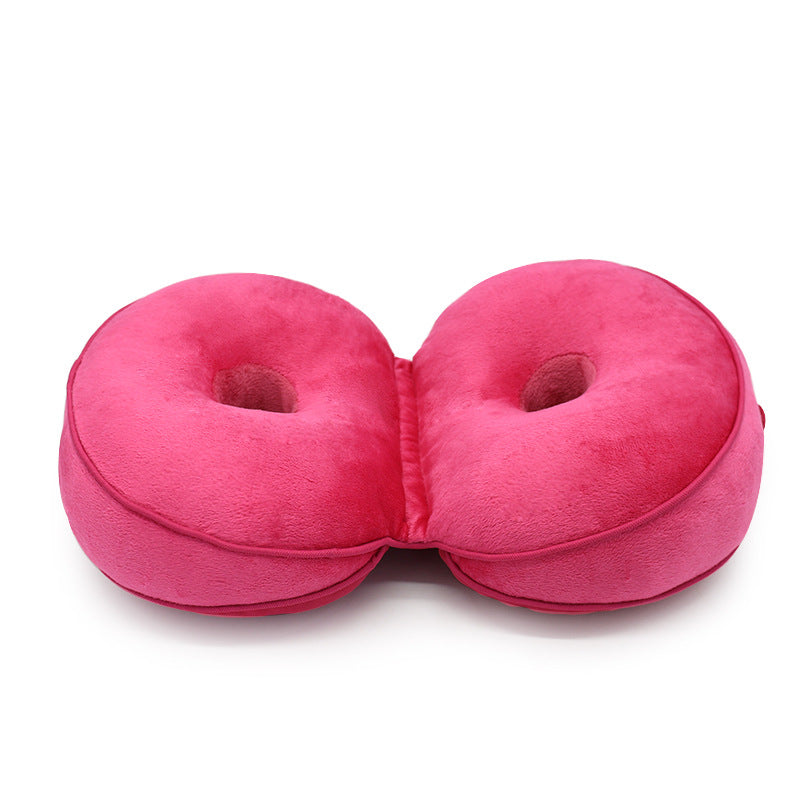 Multifunctional plush lovely hip pillow