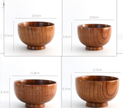 Round wooden bowl made of wood