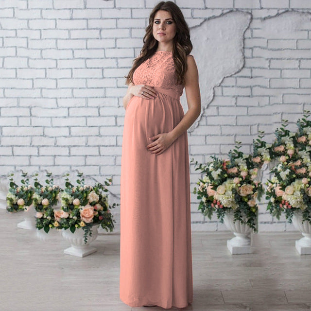 Sleeveless lace maternity dress