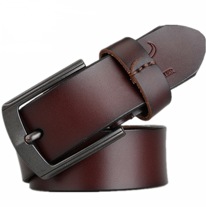 Leather belt with dynamic buckle