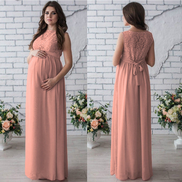 Sleeveless lace maternity dress
