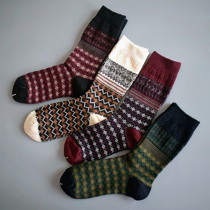 Mid-length double needle Christmas socks in artistic retro ethnic style