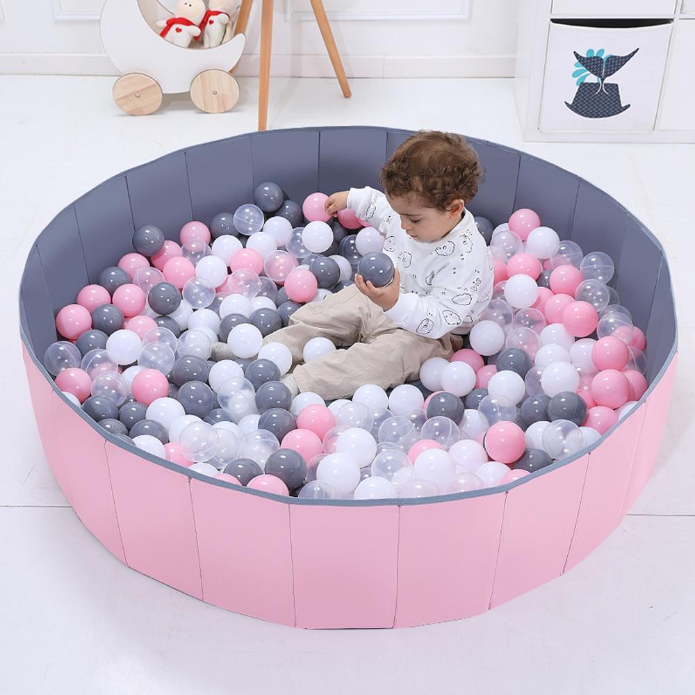 Large foldable indoor ball pool for children