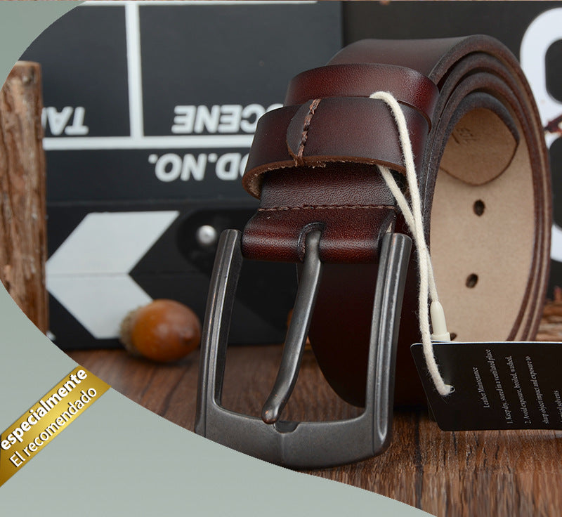 Leather belt with dynamic buckle