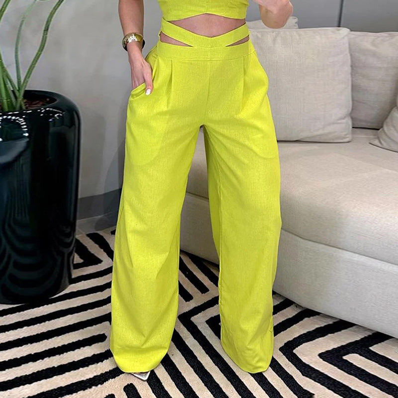 Fashionable slim fit pants suit with solid color top for women