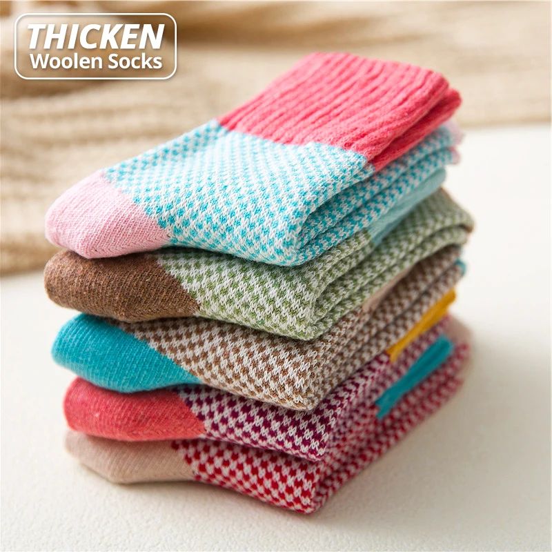 Thickened women's winter warm rabbit wool socks for girls