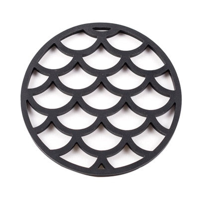 Round Dining Table Mat Coaster Cup Hollow Out Fish Scale Flower Design Kitchen Insulation Hot Pad Silicone Placemat