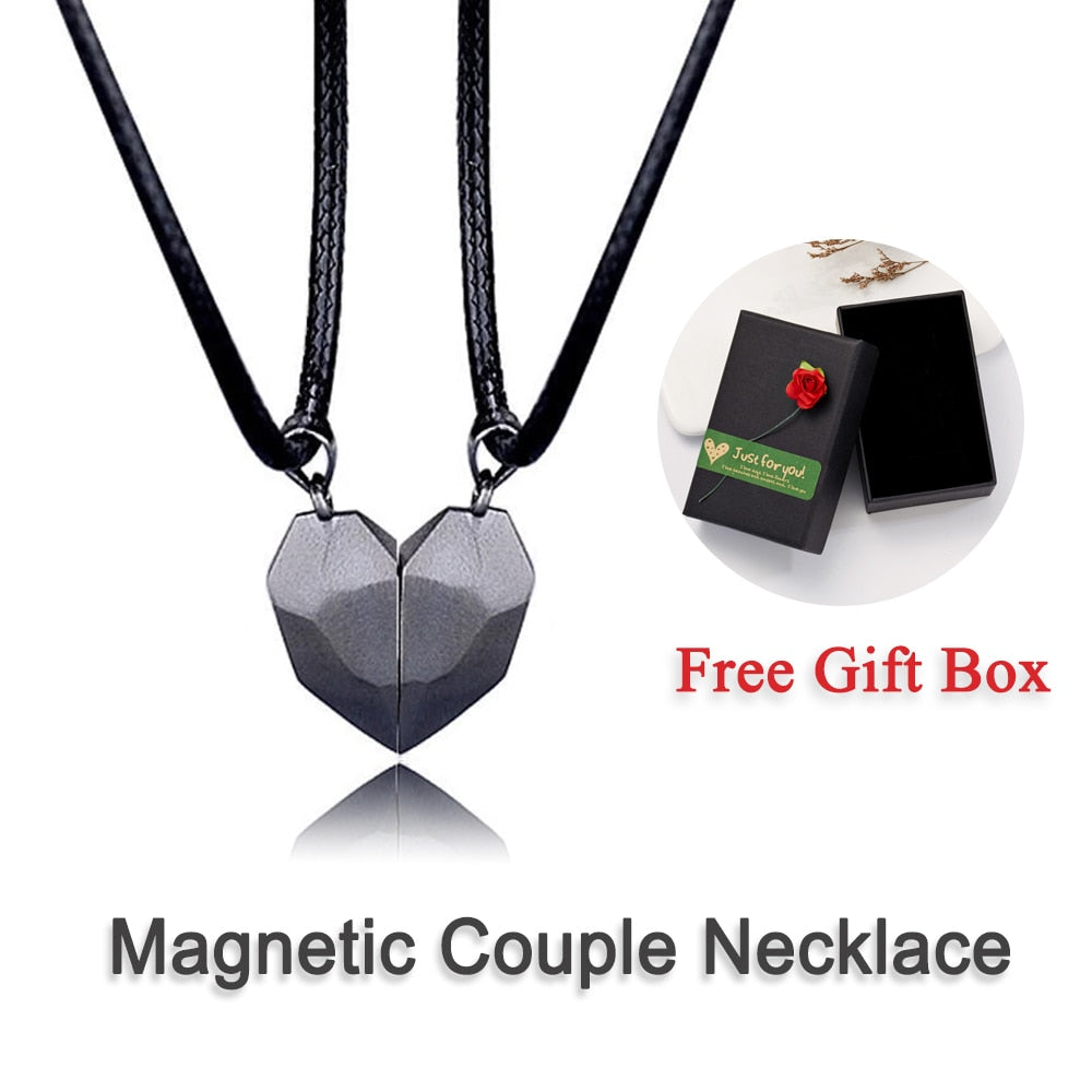 2Pcs Magnetic Couple Necklace Lovers Heart Distance Paired Pendant Projection Necklaces For Women Jewelry Valentine's Day Gift