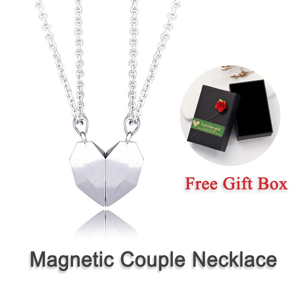 2Pcs Magnetic Couple Necklace Lovers Heart Distance Paired Pendant Projection Necklaces For Women Jewelry Valentine's Day Gift