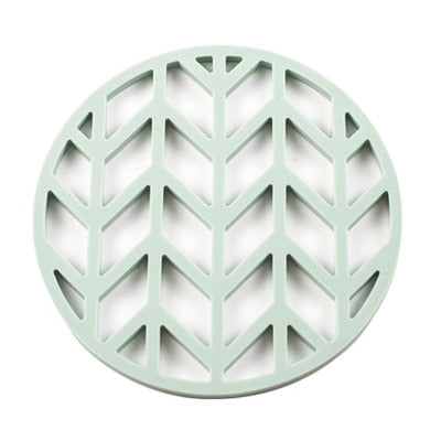 Round Dining Table Mat Coaster Cup Hollow Out Fish Scale Flower Design Kitchen Insulation Hot Pad Silicone Placemat