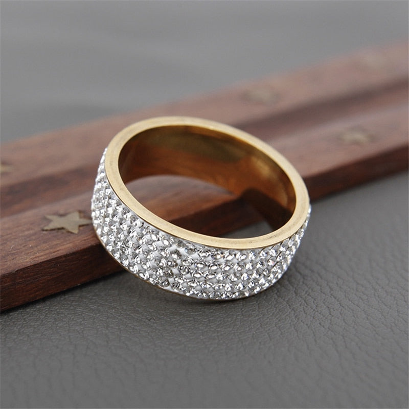 Heißer Verkauf Vintage Retro Stil Stahl Ring für Frauen 5 Reihe Klarem Kristall Schmuck Mode Edelstahl, Verlobung, Hochzeit Ringe