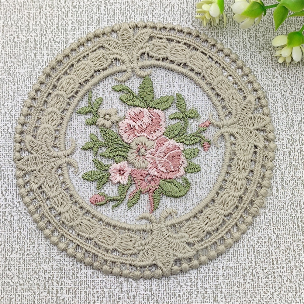 12cm Vintage Lace Coaster Placemat Embroidery Craft Bowls Coffee Cups Coaster European Style Fabric Anti-scald Table Plate Mat