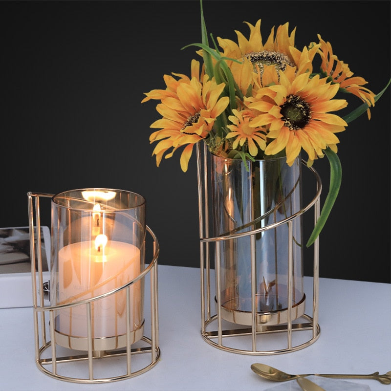 Golden Iron Candle Holder European Geometric Candlestick Romantic Crystal Candle Cup Home Decoration Table Decoration