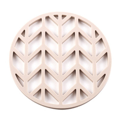 Round Dining Table Mat Coaster Cup Hollow Out Fish Scale Flower Design Kitchen Insulation Hot Pad Silicone Placemat