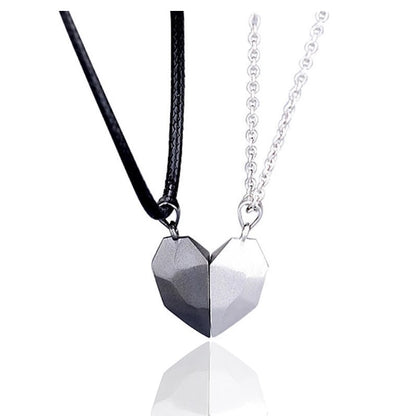 2Pcs Magnetic Couple Necklace Lovers Heart Distance Paired Pendant Projection Necklaces For Women Jewelry Valentine's Day Gift