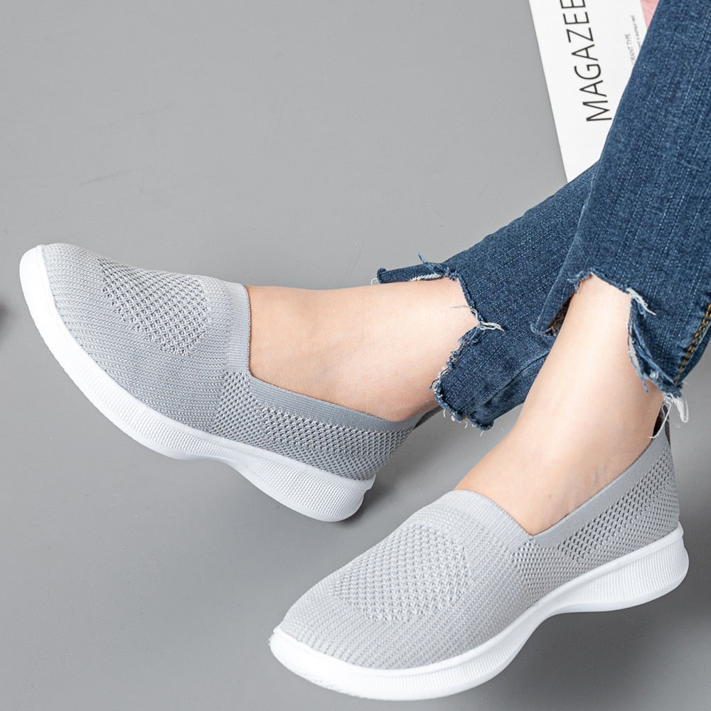 Sommer Damenschuhe gestrickte Socke Damen Turnschuhe Slip on Schuhe leichte Wohnungen Damen Sportschuhe plus Größe Slipper plus Größe