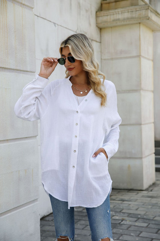 Fashionable casual women's dress with V-neck and long sleeves