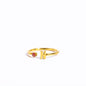 Offener Ring aus Edelstahl mit 26 Buchstaben. Dreidimensionaler Buchstabe „Love“.