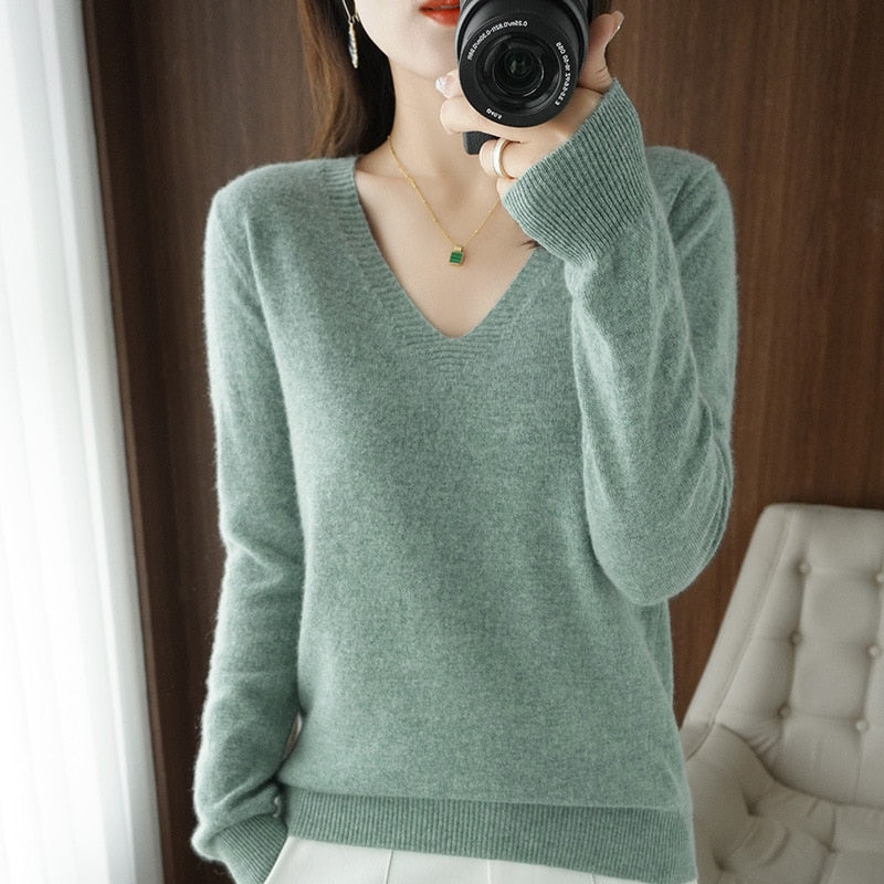 Women's sweater autumn winter knitted sweater V-neck slim fit