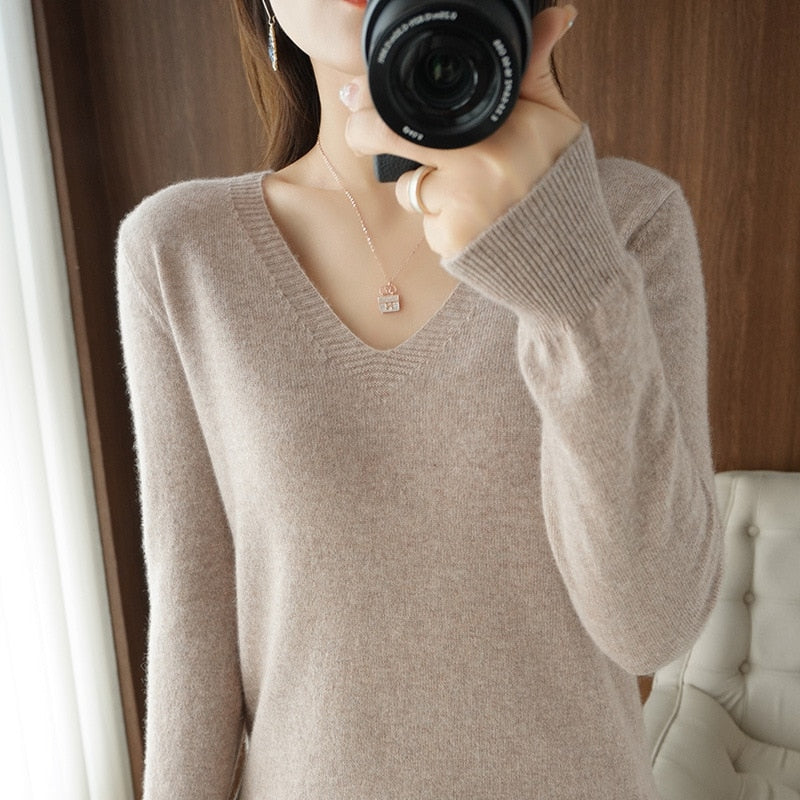 Women's sweater autumn winter knitted sweater V-neck slim fit