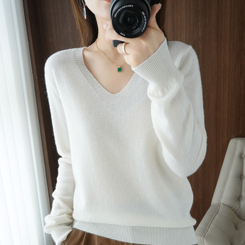 Women's sweater autumn winter knitted sweater V-neck slim fit