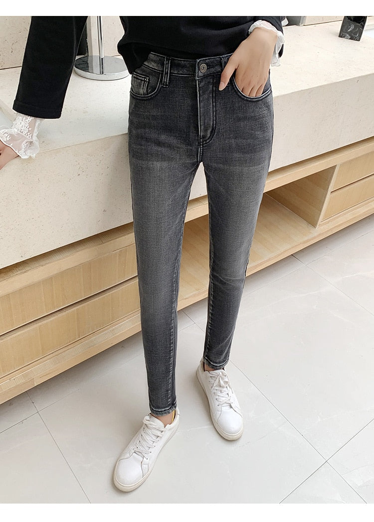 Winter Dicke weibliche Samt Frauen Hohe Taille Dünne Jeans Einfache Fleece Warme Slim fit Stretch Damen Casual Denim Bleistift Hosen