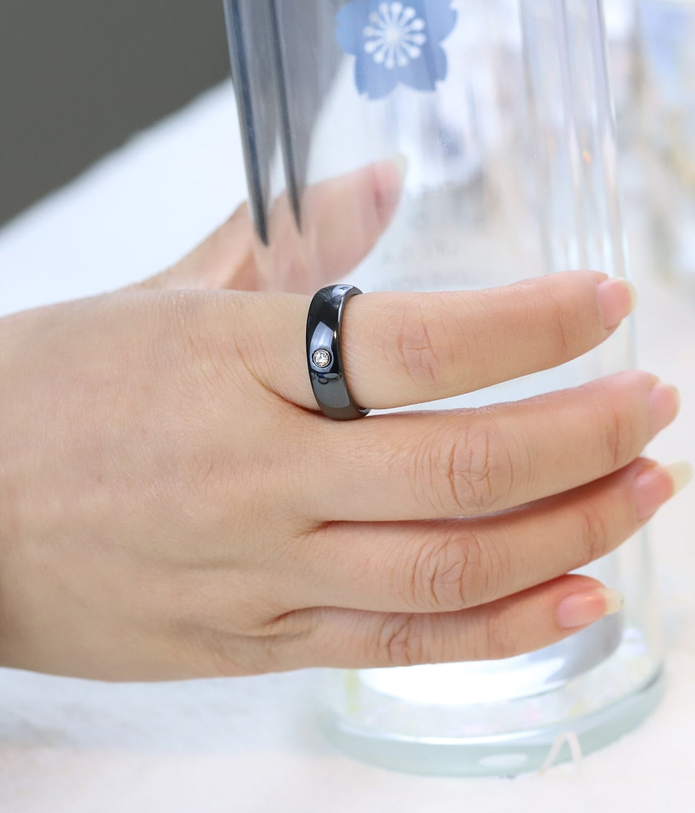 Neuankömmling schwarz weiß bunt Ring Keramik Ring für Frauen mit großen Kristall Ehering Ring Breite 6mm Größe 6-10 Geschenk für Männer