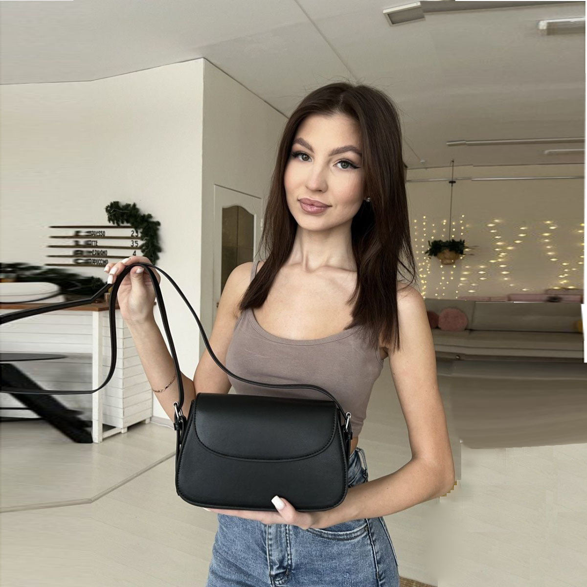 Simple fashionable portable all match shoulder bag