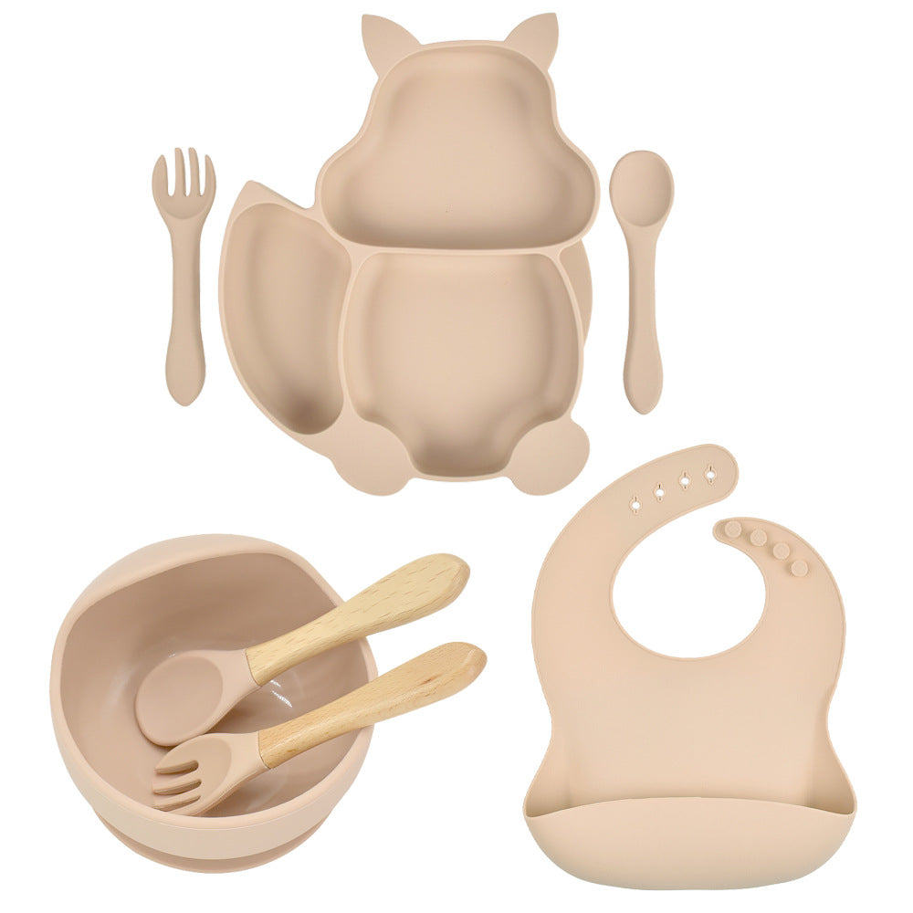 Tableware set for feeding children