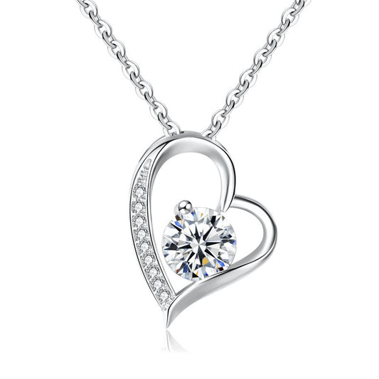 Hollow heart necklace with zircon light luxurious