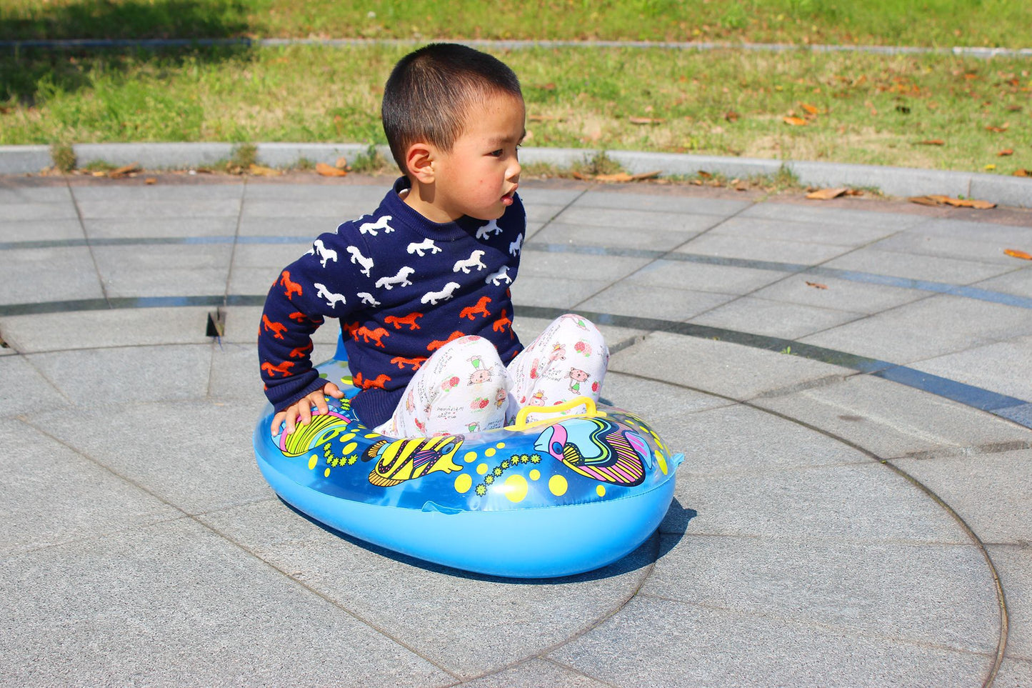 Swimming Baby Day Cruiser inflatable pool