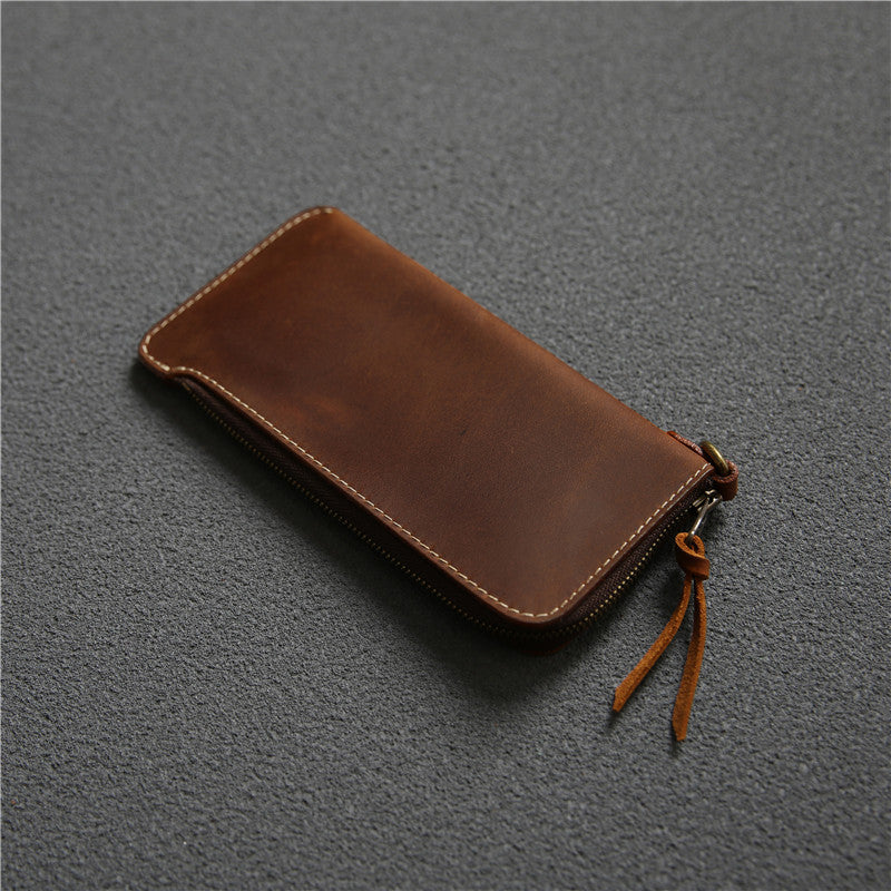 Geldbörse aus Leder mit Gürtel und Reißverschluss