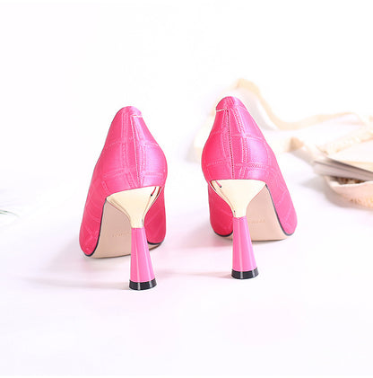 Wine glass pointed toe pumps