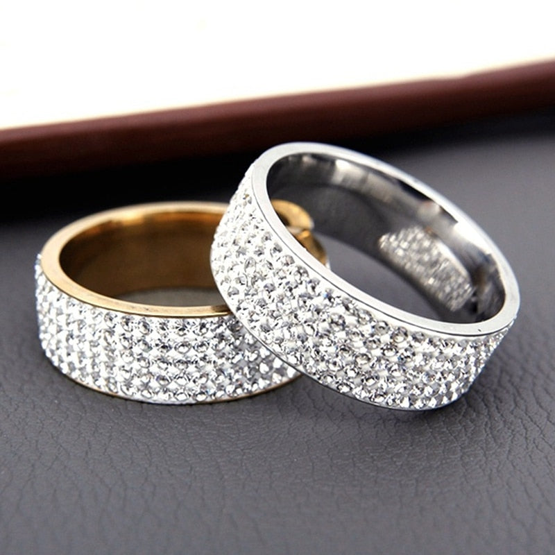 Heißer Verkauf Vintage Retro Stil Stahl Ring für Frauen 5 Reihe Klarem Kristall Schmuck Mode Edelstahl, Verlobung, Hochzeit Ringe